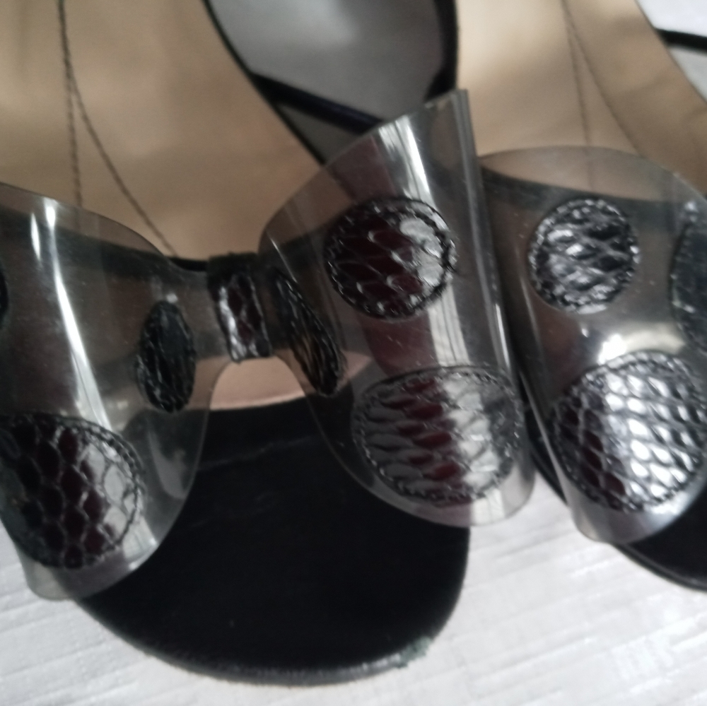 Sandals - Picture 3 of 5